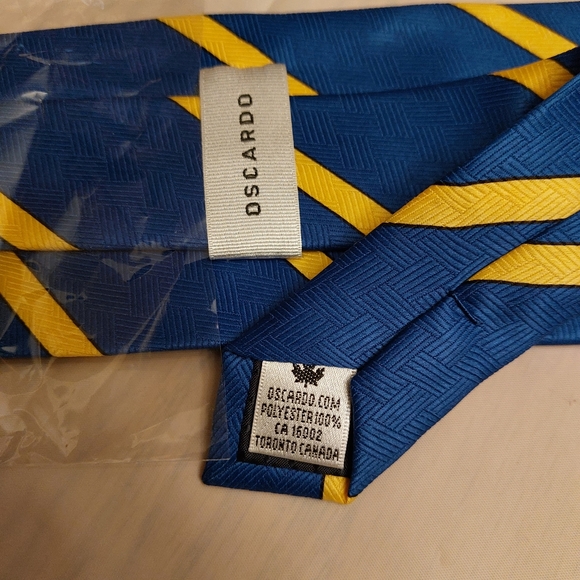 Brand new Vintage Mountie necktie - Picture 3 of 3